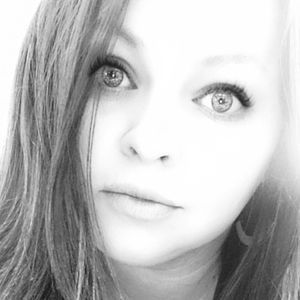 Meet your Posher, Jenn